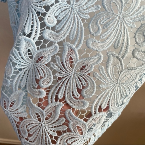 Loft Ann Taylor Loft Lace Blossoms Crop Tee Blue Blogger Favorite Size Large - Picture 6 of 8